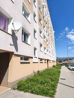 RE/MAX Joy ponúka na predaj priestranný 3-izbový byt s loggi