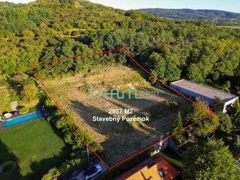 Ponúkame na predaj krásnu slnečný pozemok o výmere 792 m² v 