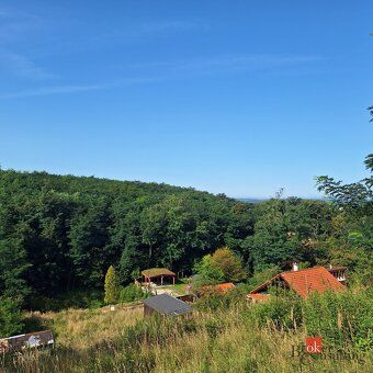 Ponúkame na predaj krásnu slnečný pozemok o výmere 792 m² v 