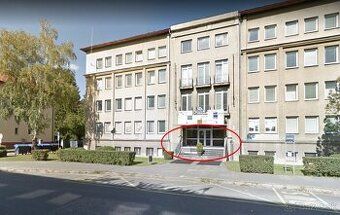 Ponúkame na prenájom modernú jednu kanceláriu o rozlohe 17 m