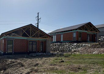 Novostavba 4-izbového bungalovu Ružomberok – Cesta na Vlkolí