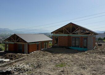 Novostavba 4-izbového bungalovu Ružomberok – Cesta na Vlkolí