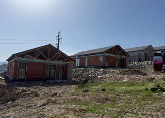 Novostavba 4-izbového bungalovu Ružomberok – Cesta na Vlkolí