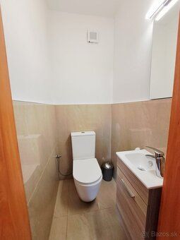 MIESTO, KDE SA Z BÝVANIA STÁVA DOMOV – 3-IZBOVÝ BYT (83 m²) 
