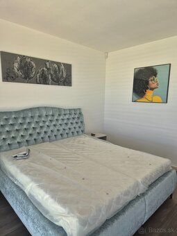 Ponúkame na prenájom luxusnú nadčasovú 5 izbovú vilu len na 