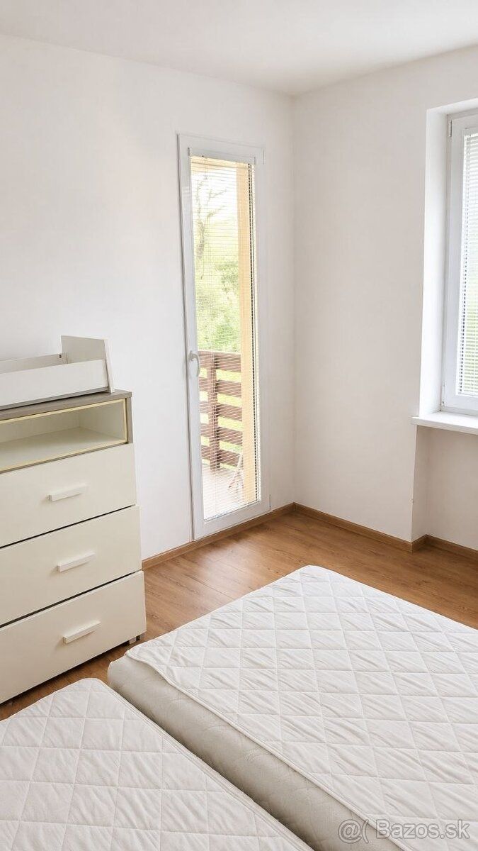 🏠 3-izbový byt, Košice-Sever Ponúkame na prenájom veľký 3-iz