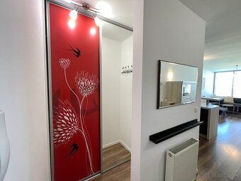 🏡 Prenájom moderného 2-izbového bytu v projekte 3 Veže, Bajk