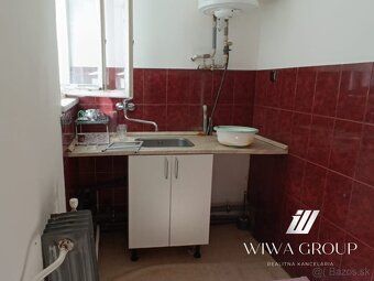 🏢 PRENÁJOM – Obchodný priestor č. 3 📍 Lokalita: Štúrovo cent