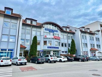 Typ: Komerčný objekt Obec: Dunajská Streda
A-W REAL  ponúka 