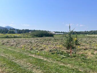 Na predaj pozemok – Strečno (545 m²)V lokalite planovanej vy