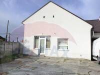 Realitná kancelária REMAX ponúka na predaj obchodné priestor
