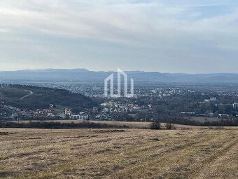 Predám urbárske pozemky veľkosti okolo 17 tisíc m2. Sú to lú