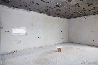 Na kľúč Na predaj nadštandartný 4 izbový rodinný dom s garáž