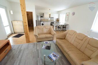 EXKLUZÍVNE IBA U NÁS! Realitná kancelária RE/MAX ponúka na p