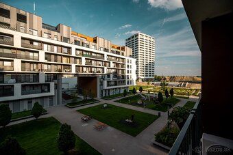 Mucha Estate ponúka na predaj svetlý 1-izbový byt s balkónom