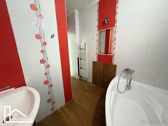 Ponúkame na predaj 3-izbový byt v Topoľčanoch. Byt sa nachád
