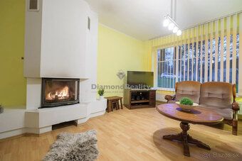 🏡 Hľadáte priestranný rodinný dom s veľkým pozemkom, garážou