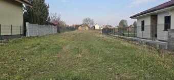 Na predaj stavebný pozemok v obci Belince:
Rozloha: 1354 m²
