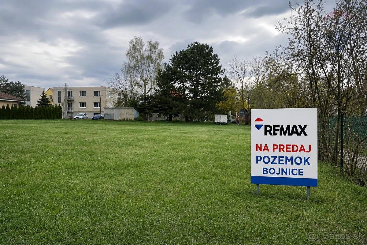 Až hľadáte pozemok na lukratívnom mieste, ponúkame Vám rovin