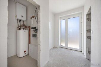 Realitná kancelária REMAX Expert Vám vo výhradnom zastúpení 