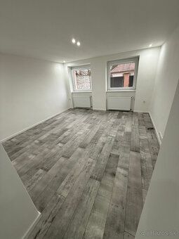 Ponúkam na prenájom moderný 2-izbový byt o výmere 67 m², kto