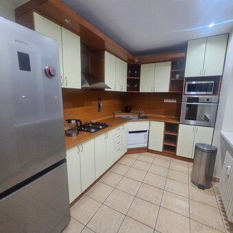 🏡 Veľký 2-izbový tehlový byt na prenájom – Košice Juh, blízk