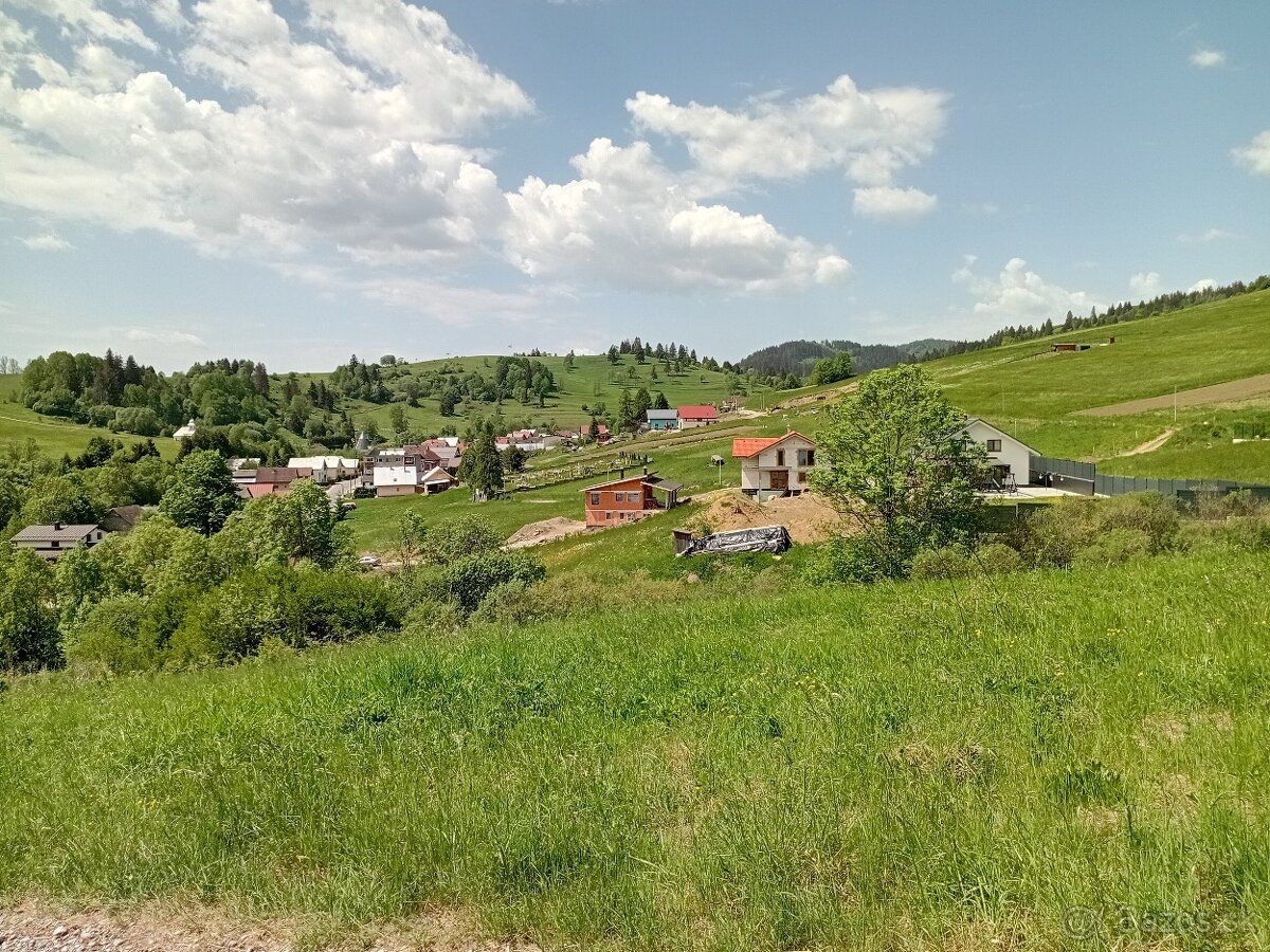 Predám stavebný pozemok v obci Nižná nad Oravou, miestna čas
