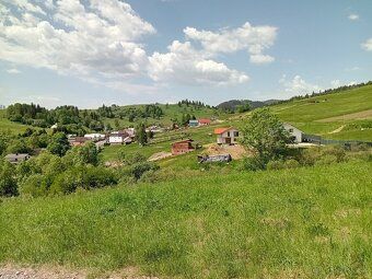 Predám stavebný pozemok v obci Nižná nad Oravou, miestna čas