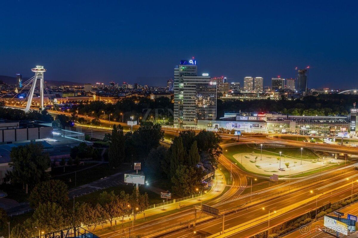 ZENITH LUXURY REAL ESTATE predáva nadštandardne veľké parkov