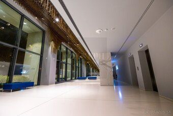 ZENITH LUXURY REAL ESTATE predáva nadštandardne veľké parkov