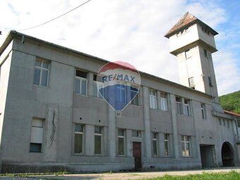 Realitná kancelária RE/MAX Vám ponúka na predaj priemyselný 