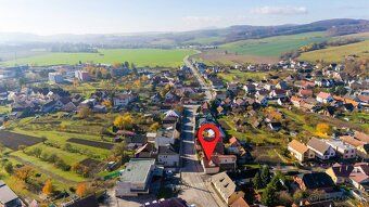 RE/MAX ponúka na predaj rodinný dom v Nemšovej časť Ľuborča.