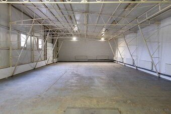 Prenajmem skladové priestory v Hlohovci. Od 200m2 - 2500m2. 
