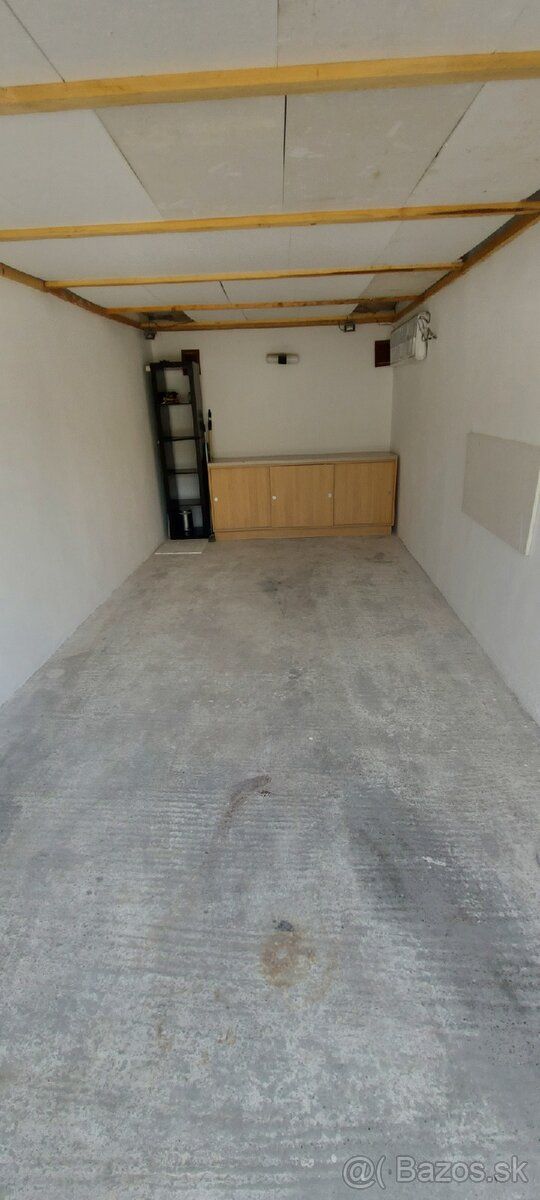 Dobrý deň. Ponúkam na predaj garáž v Dunajskej Strede na Bra