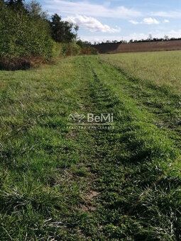 Typ: Pozemky - bytová výstavba Ulica: Osloboditeľov Obec: Sa