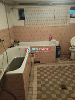 Typ: Rodinný dom Obec: Vranov nad Topľou
N015-12-JARUa
Reali