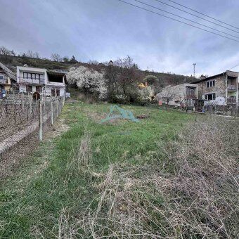 Rekreačný pozemok 2 305 m² na Tešmákskej ceste – Šahy | Výho