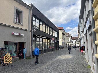 Ponúkame na prenájom obchodný priestor o výmere 250 m² priam