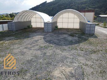 Ponúkame na prenájom 2 samostatné kontajnery s prístreškom v