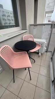 🏡 Na prenájom 2-izbový byt s balkónom a parkingom – FUNGL NO