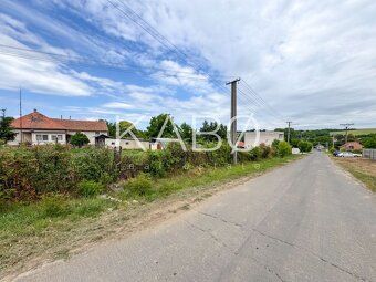 KABØ real estate Vám ponúka na predaj rožný stavebný pozemok