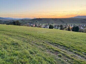 Ponúkame na predaj pozemok v obci Konská . Pozemok sa nachád