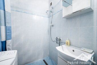 Ponúkame Vám na predaj 3-izbový byt v pôvodnom stave vo Zvol