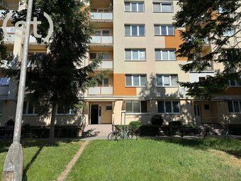 Ponúkame na predaj 2-izbový byt s balkónom na ulici Kuzmányh