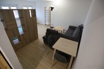 Prenajmem moderne zariadený rozľahlý 46m2 byt v tehlovom byt