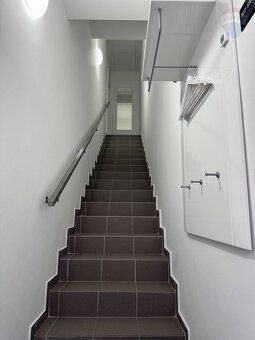 RE/MAX Attractive ponúka na prenájom nadštandardný 3-izbový 