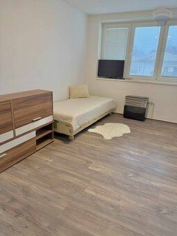 RE/MAX realitná kancelária ponúka na predaj 3-izbový byt v o