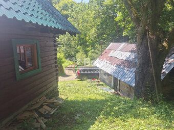 Typ: Chata Mestská časť: Modlatín Obec: Horná Mariková
ZNIŽE