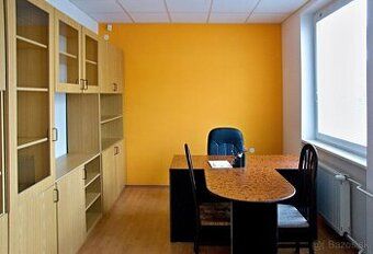 Ponúkame kancelárske priestory 34 m² na prenájom na prízemí 