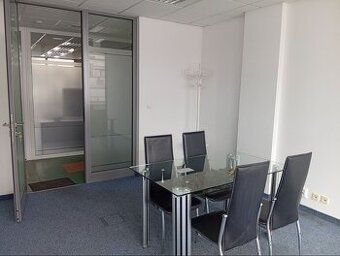 Ponúkame kancelárske priestory 34 m² na prenájom na prízemí 